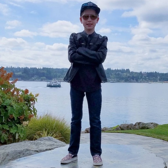 Hello Friends, welcome to Parkstone Lane - Picture 2 of 4